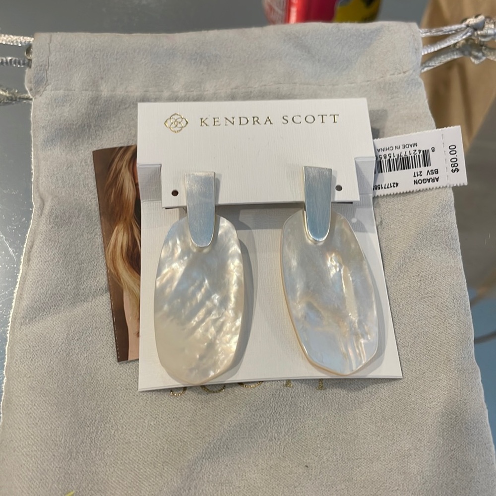 kendra scott earrings